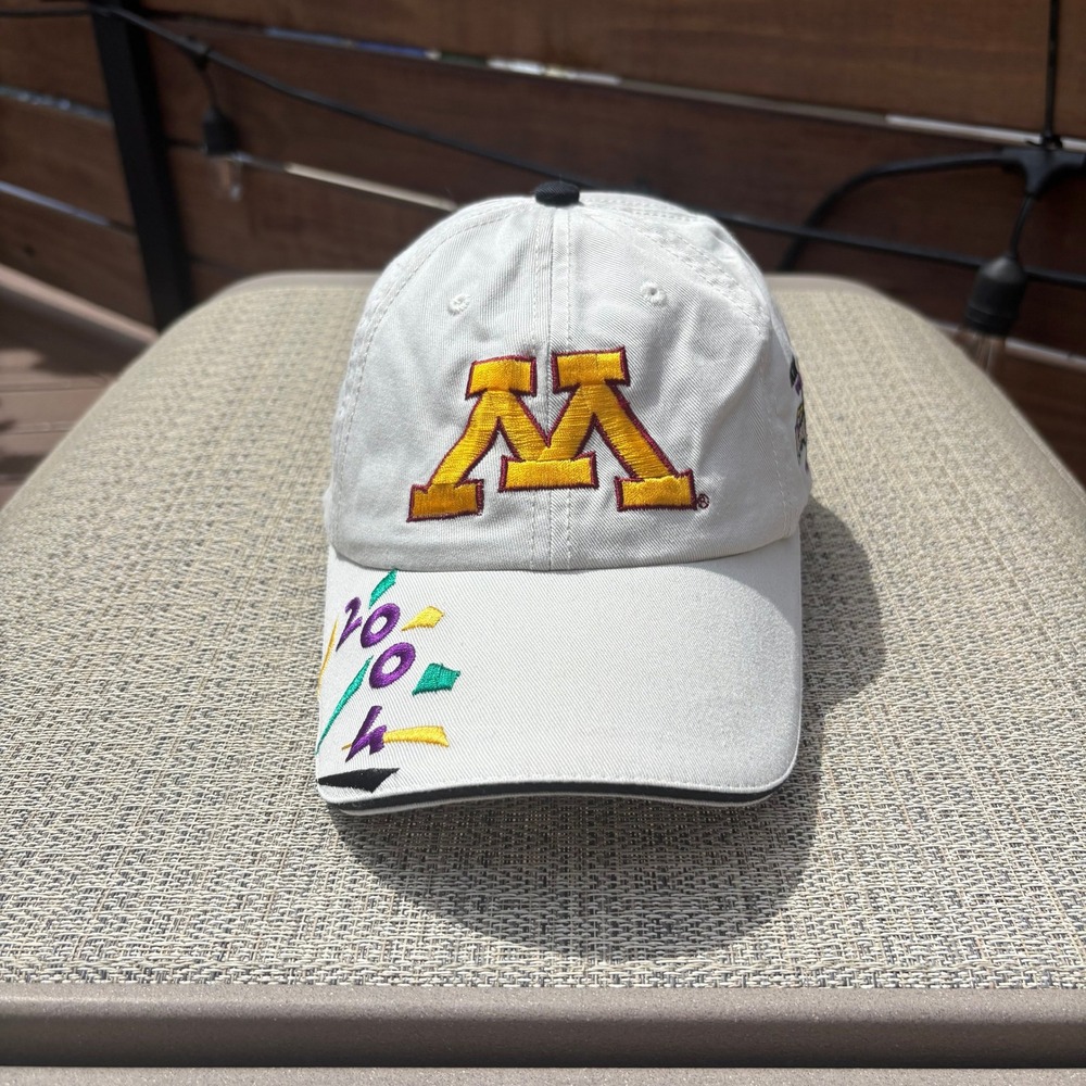 The Game Minnesota Gophers Hat Unisex OSFA Cream Good 2004 NCAA Final Four Cap